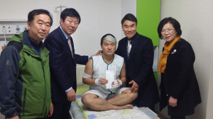 안동 의용소방대, 화재현장 부상 입은 소방공무원 위문