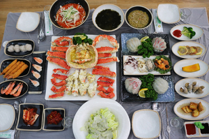 가성비좋은 속초홍게무한리필로 유명한 속초가볼만한곳, 속초 동명항맛집 최대게