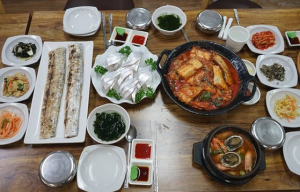  효리의단골집 ‘이조은식당’ 제주도 중문 관광단지 맛집 방문객들 호평
