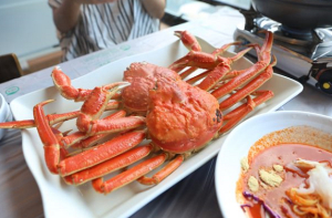 부산 해운대 맛집 ‘홍게데이’ 대게와 킹크랩을 최저가로 즐길 수 있어