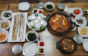  효리의단골집 제주도 중문 관광단지 맛집 ‘이조은식당’ 사람들이 많이 찾는 갈치정식