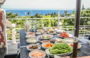 제주도 서귀포 맛집 ‘서귀포 흑돼지명가’ 바다를 바라보며 제주 가을여행 낭만을 더해 인기