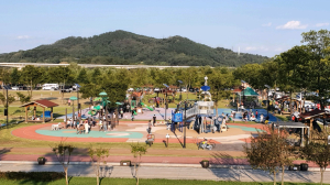구미 낙동강체육공원, 시민 힐링 공간으로 인기 한몸