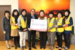 배광식 북구청장, 적십자 특별회비 전달