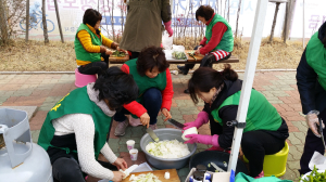 포항 대이동 새마을부녀회 ‘반찬 나누기 행사’