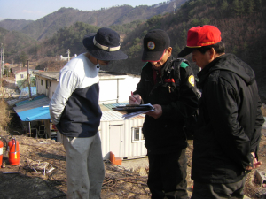 “봄철 산나물 함부로 채취하지 마세요”