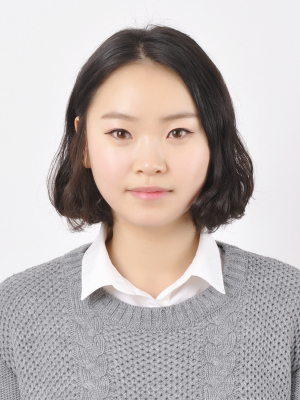 모교에 첫 월급 기부한 새내기 교사