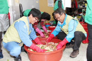 포항제철소 ‘사랑의 반찬 만들기’ 봉사
