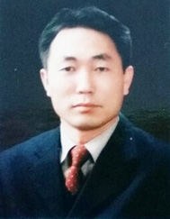< 김상균의 홀로서기> 거꾸로 사는 세상