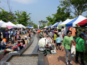 경주, 사랑나눔 벼룩장터 ‘인산인해’