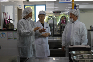 “우수 식재료로 학생 건강증진에 최선”