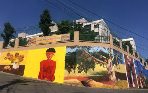 대구 산격동, 이인성 화백 작품 벽화에~