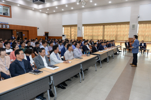 봉화군, 충북대 강형기 교수 ‘브랜드를 만들자’ 특강