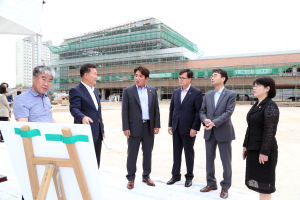 대구시의회, 사수초교 공사 현장 방문