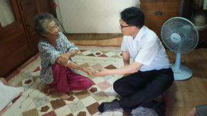 이재춘 포항 부시장, 독거노인 가정방문