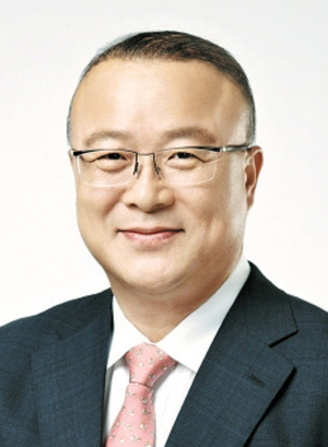 신동주-신동빈, 민자역사서만 730억 챙겨