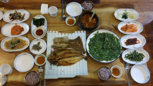 <맛자랑 멋자랑> 겉은 바삭 속은 촉촉, 입맛 돋우는 ‘밥도둑’