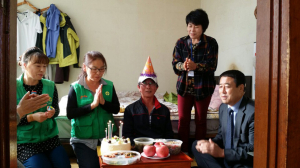 포항 새마을부녀회, 홀몸노인 생신상 차려드리기