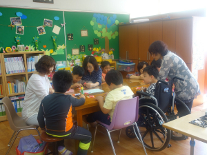 “내 자식 같은 마음으로 가르치는 거죠”