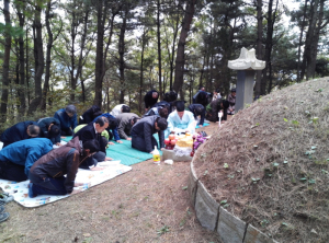 석곡 이규준 선생 묘소 참배