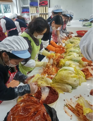 울릉 우산중, 사랑의 김장김치 나눔행사