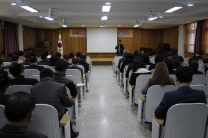 “안전하고 행복한 돌봄 환경, 지역사회가 함께 합니다”