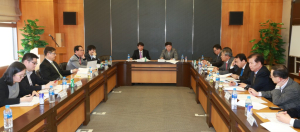 “우리 함께 二重苦 이겨냅시다”