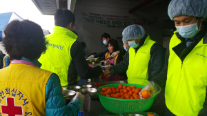동양에코 ‘사랑 담은 팥죽 나눔’ 훈훈~