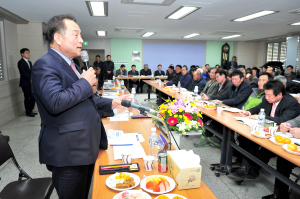 김영만 군수, 군민소통 ‘행보’