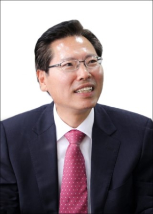 이삼걸, 與 입당…“정정당당하게 경선 임할 것”