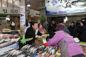 장대진 의장, 서민경제 살리기 적극 동참