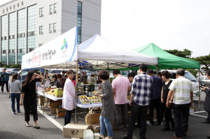 칠곡, 농산물 직판행사 ‘눈길’