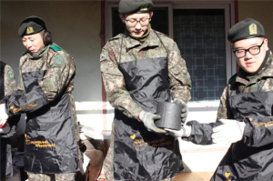 충성! 연탄배달 왔습니다.