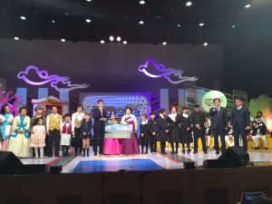 할매할배랑 함께 손자손녀 ‘웃음꽃’
