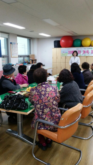 치매환자 가족 자조모임 운영