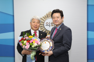 백인규 시의원, 道의정봉사대상