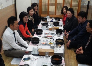 해도동 지역사회보장협의체, 독거노인 생활관리사 격려