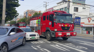 꽉 막힌 길…소방차 시선으로 바라보기