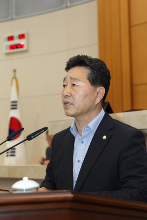 장복덕 의원 “ 홍보판ㆍ조형물 기술적 판단 필요”