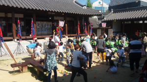 무더운 여름,   정신없이 놀다보면 더위도 이긴다!