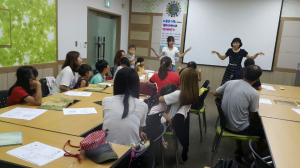 봉화공공도서관 “엄마아빠 나라 말 배워요” 