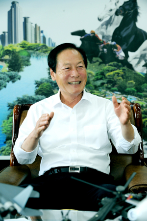발로 뛰는 김영석 영천시장의 지난 1년을 돌아보다