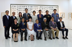 순수 담은 화선지에 그림으로 세상을 옮기다