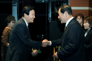 영천, 상반기 우수기업‘삼성유리공업㈜ㆍ한솔섬유’