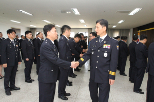 포남署, 하반기 정기인사발령자 신고식