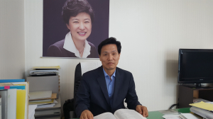 펜 대신 총칼 들었던 빛나는 별들을 기린다…
