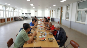 동해면새마을부녀회, 중복맞이 직원 건강식 제공