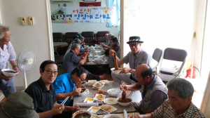 자장면 한 그릇에 사랑은 곱빼기로