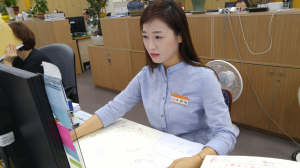 경산시, 책임행정 구현 전 직원 친절명찰 패용