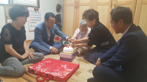 상대동, 무의탁 독거노인 생일축하 및 이미용 봉사
